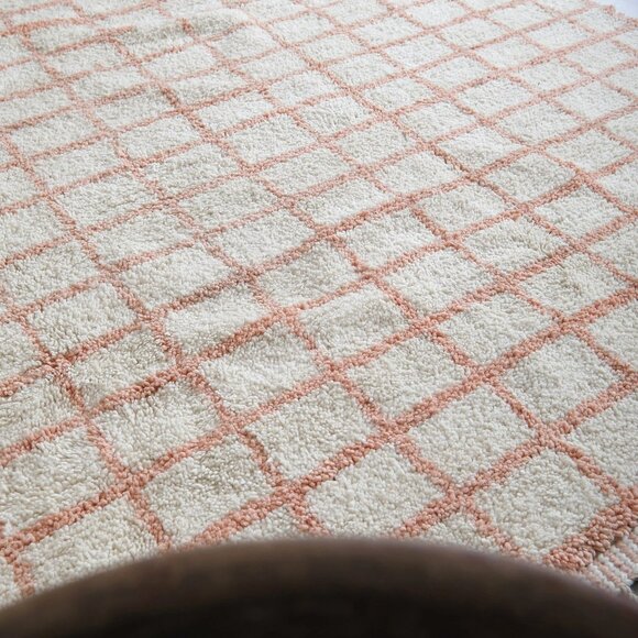 Coral Lattice - Handwoven wool rug- Authentic Craftsmanship-10ftx8ft - Picture 3 of 8